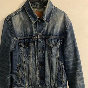 LEVIS DENIM JACKET